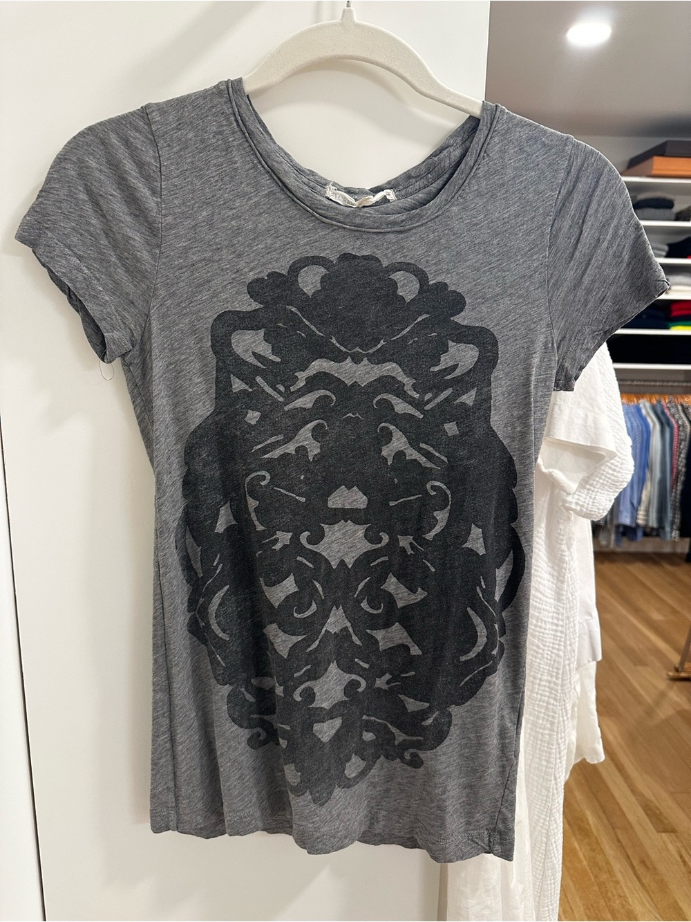 J Crew Women’s Gray Graphic Short-Sleeve Tee